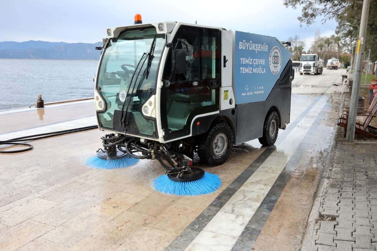 Köyceğiz’de Taşkın Temizliği: Büyükşehir Sahada 1